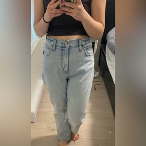 Abercrombie Curve Love 90’s Slim Straight XShort Light Blue Jeans